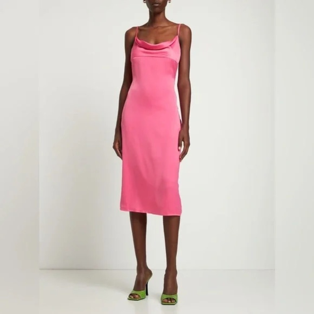 We Wore What‎ Pink Midi Dress